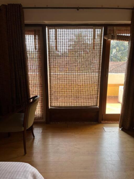 2Bhk Pool Facing Beachside Luxury Homestay In South Goa Betalbatim Exterior photo